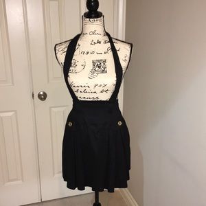 BETSEY JOHNSON BLACK JUMPER DRESS SIZE 6